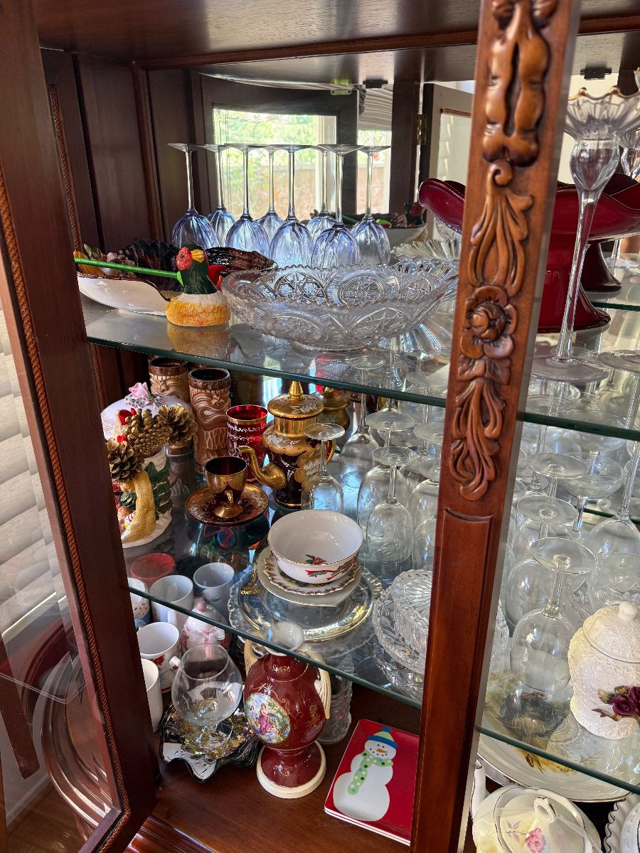 San Clemente Estate Sale by SoCal Home Clear Outs