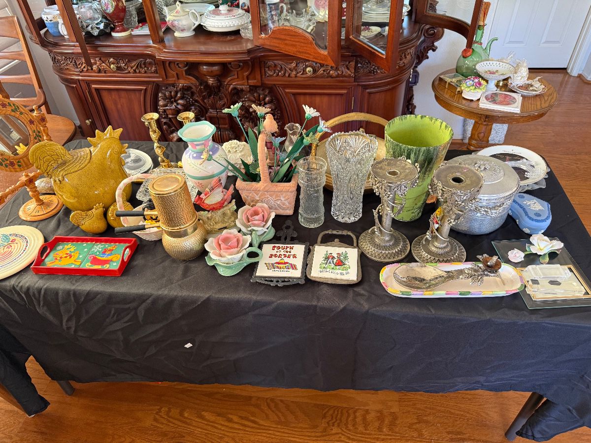 San Clemente Estate Sale by SoCal Home Clear Outs