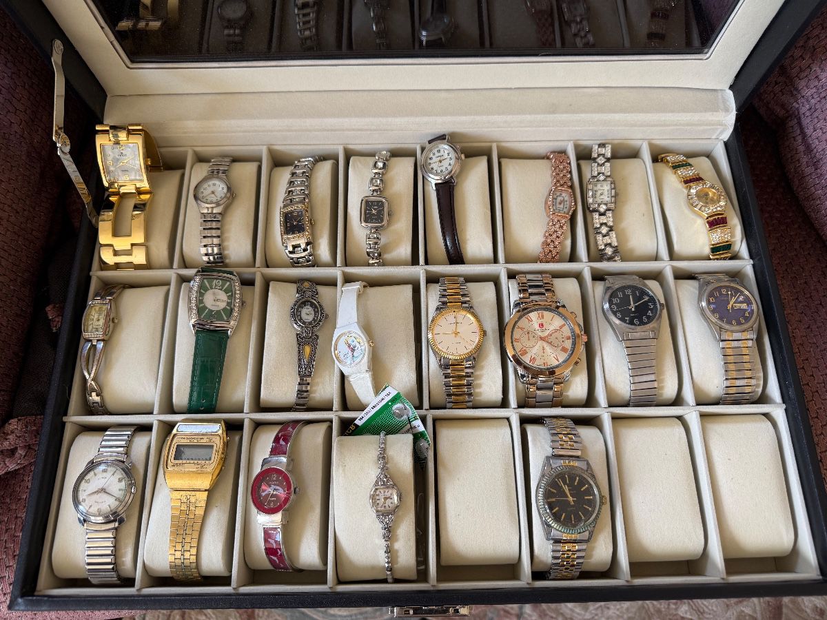 San Clemente Estate Sale by SoCal Home Clear Outs