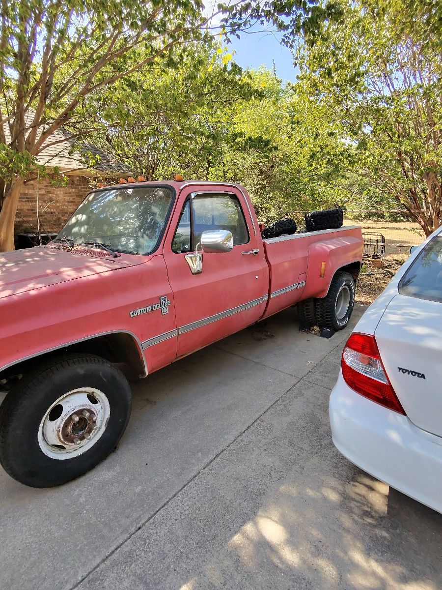 Barn Find Bonanza: Impala, Chevelle, Mercedes, Vintage Mopeds & Tools