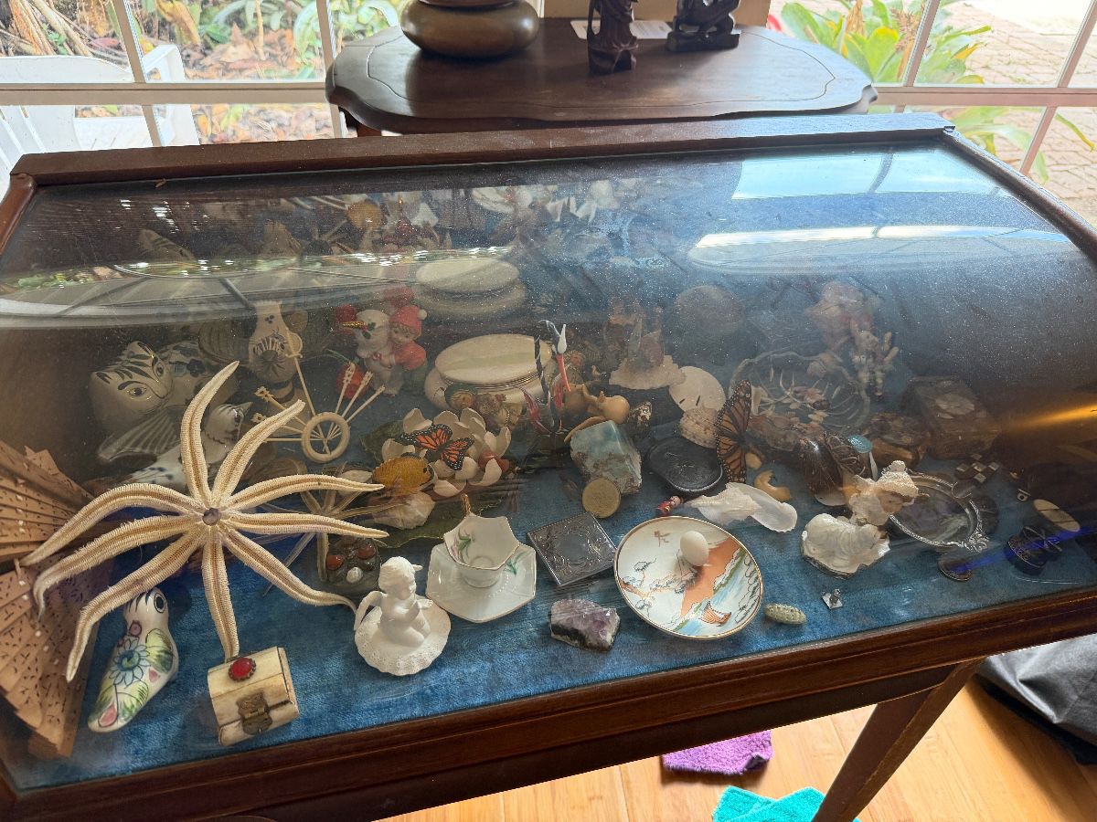 A World Traveler’s Estate Sale: Furniture, Art, Jewelry & Collected Treasures