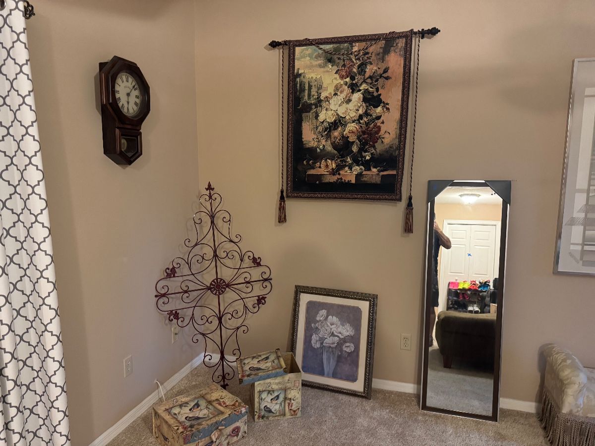 HEAVENLY HANDS ESTATE SALES - SEMINOLE- 10/08-10/2026
