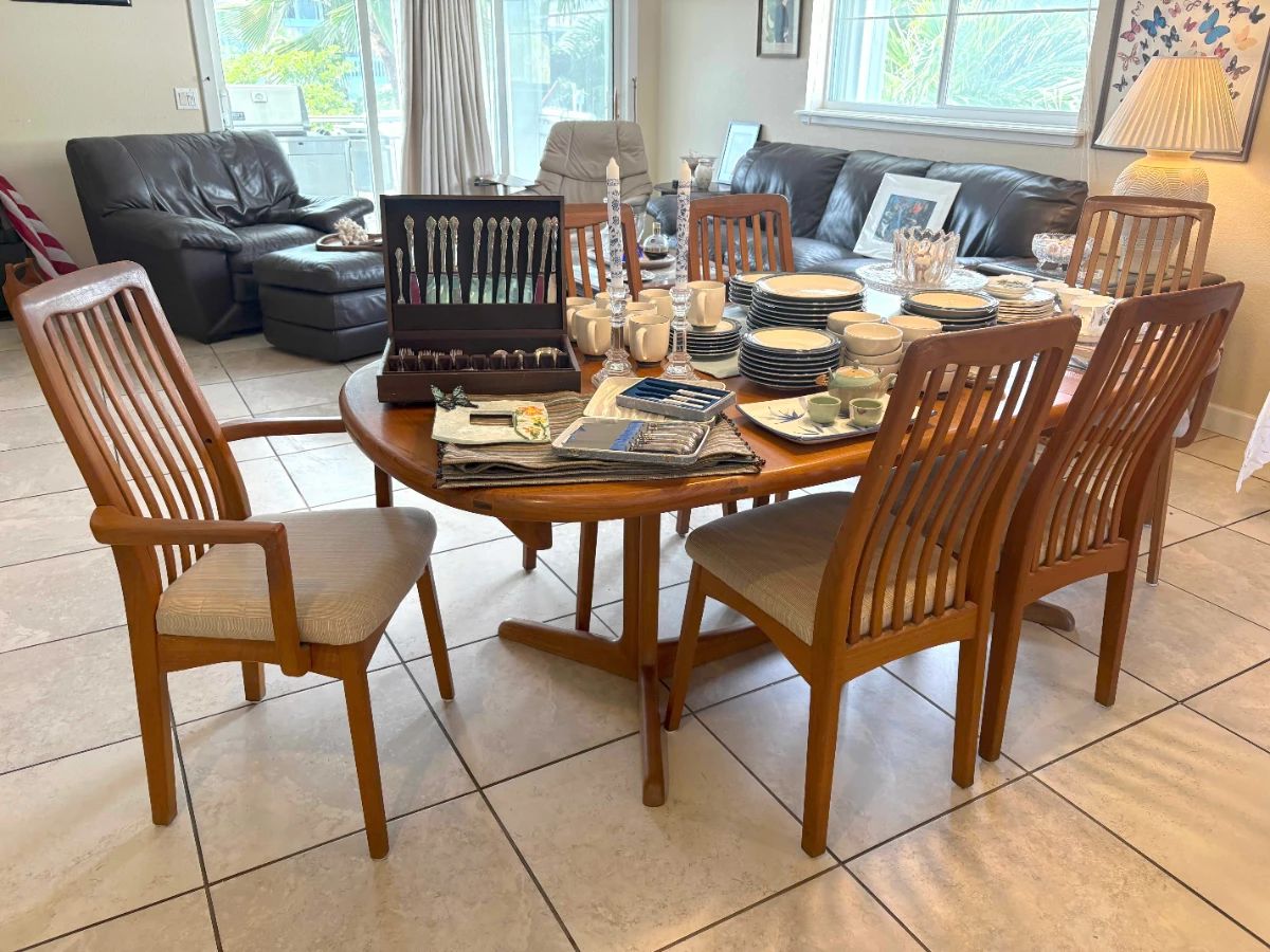 SARA'S ESTATE SALE for Makers, Teak Lovers & Home Chefs on Plantation Key, MM90