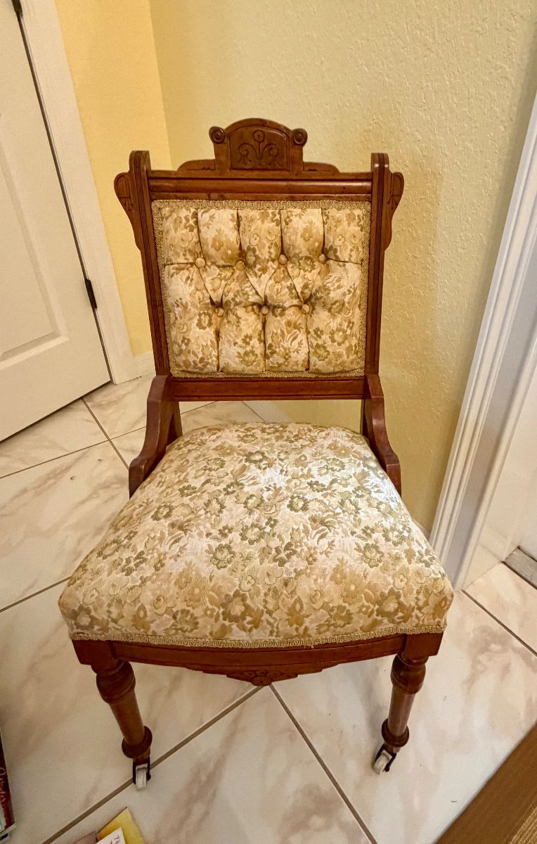 More Splendid Estate Sale