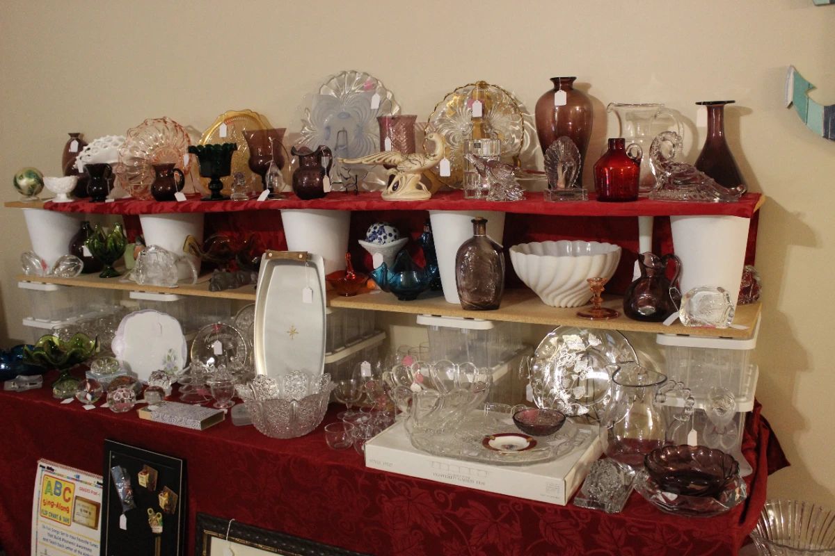VINTAGE LOVERS DREAM! VINTAGE BUSINESS CLOSING DUE TO HEALTH ISSUES