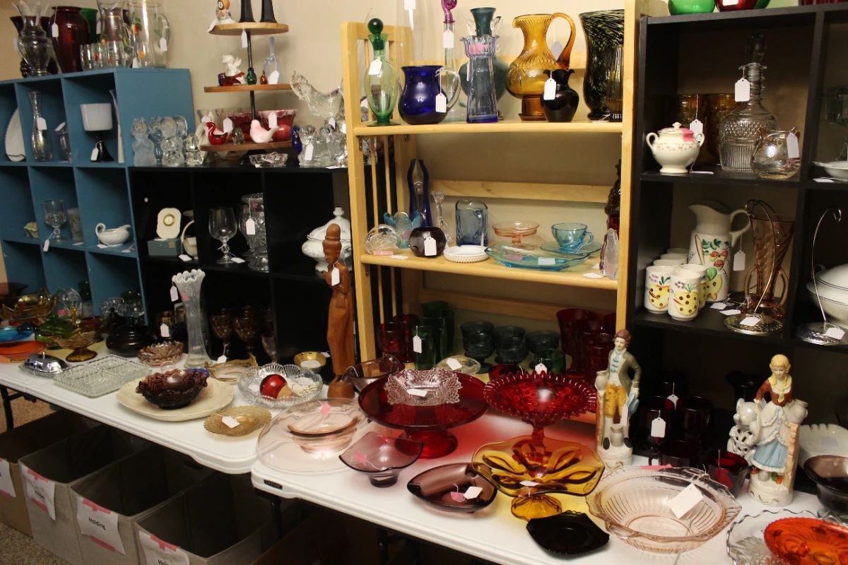 VINTAGE LOVERS DREAM! VINTAGE BUSINESS CLOSING DUE TO HEALTH ISSUES