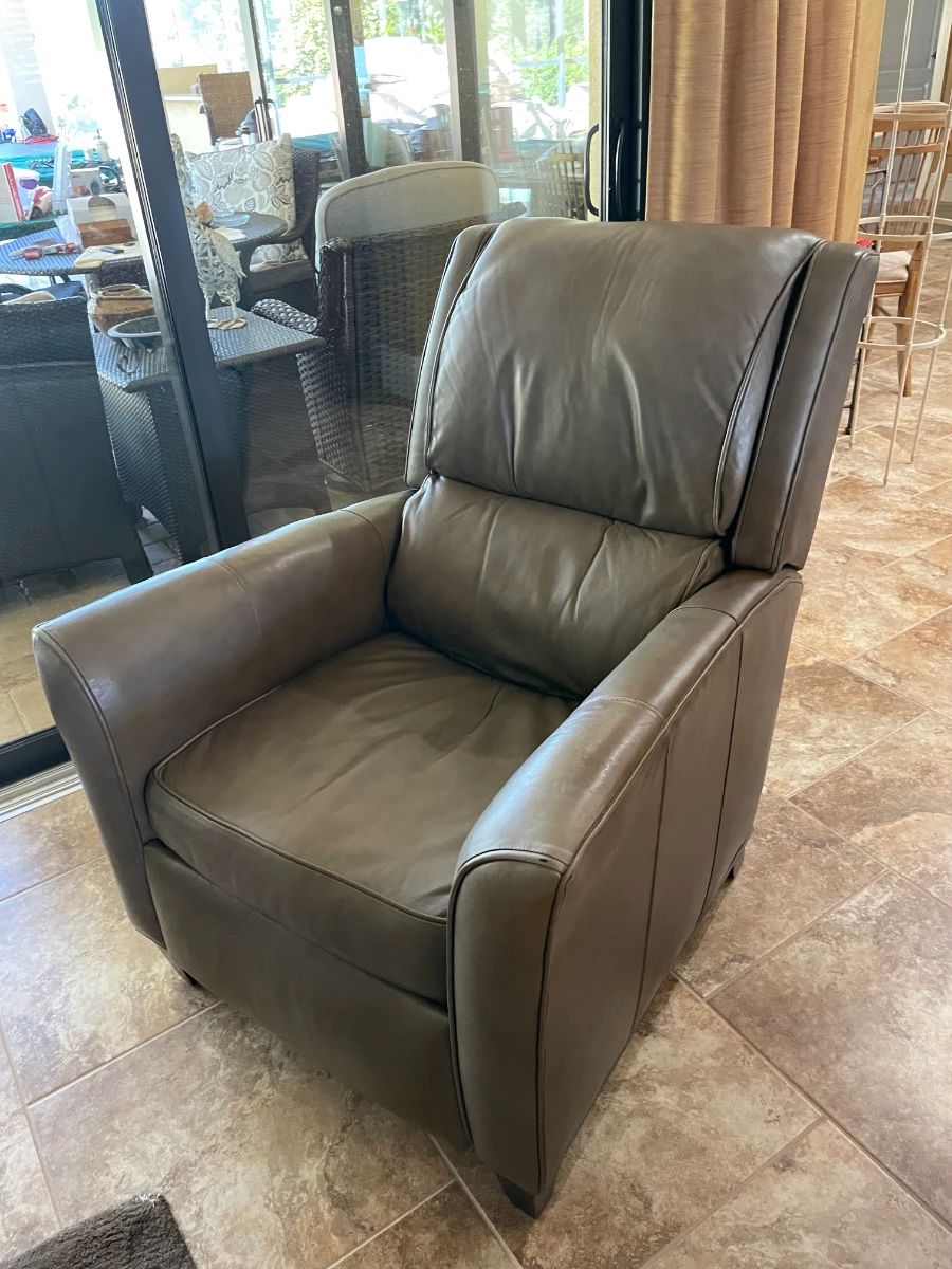Moving sale      Juliet Falls     (Dunnellon  )