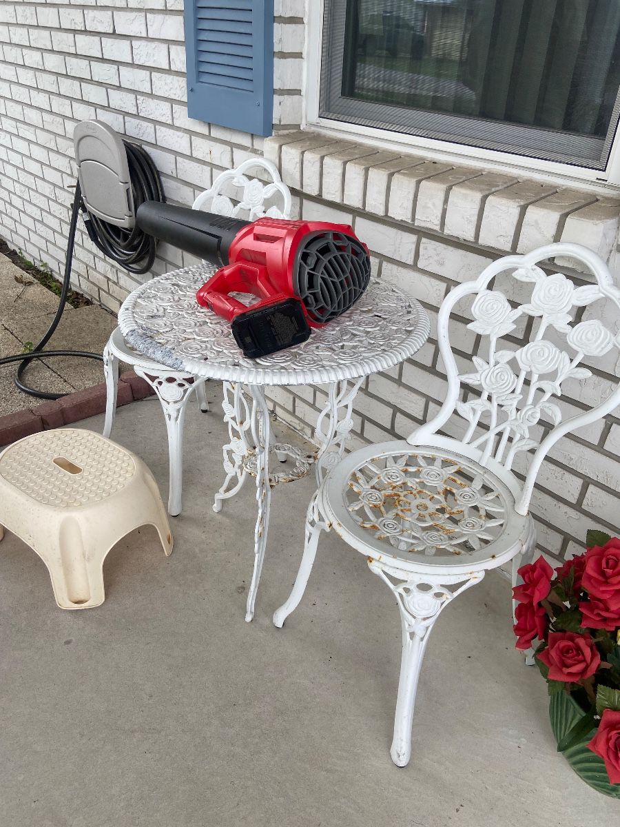 Zephyrhills Estate Sale