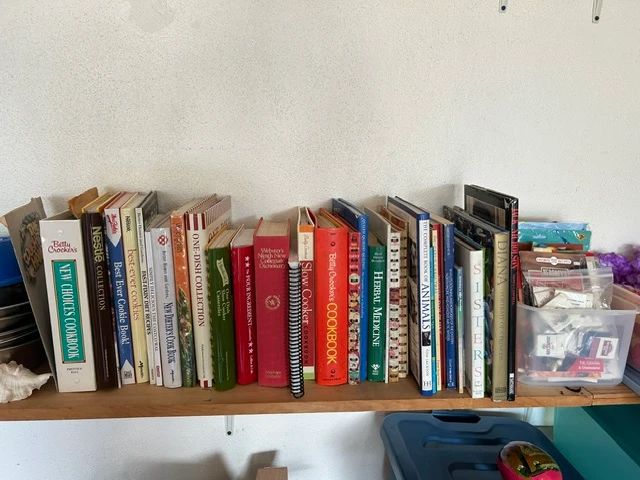 Dunedin Charmer Estate Sale