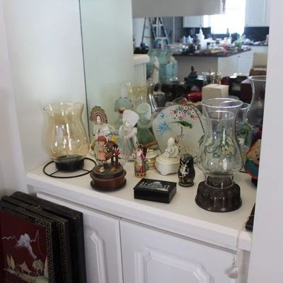 MOVING SALE