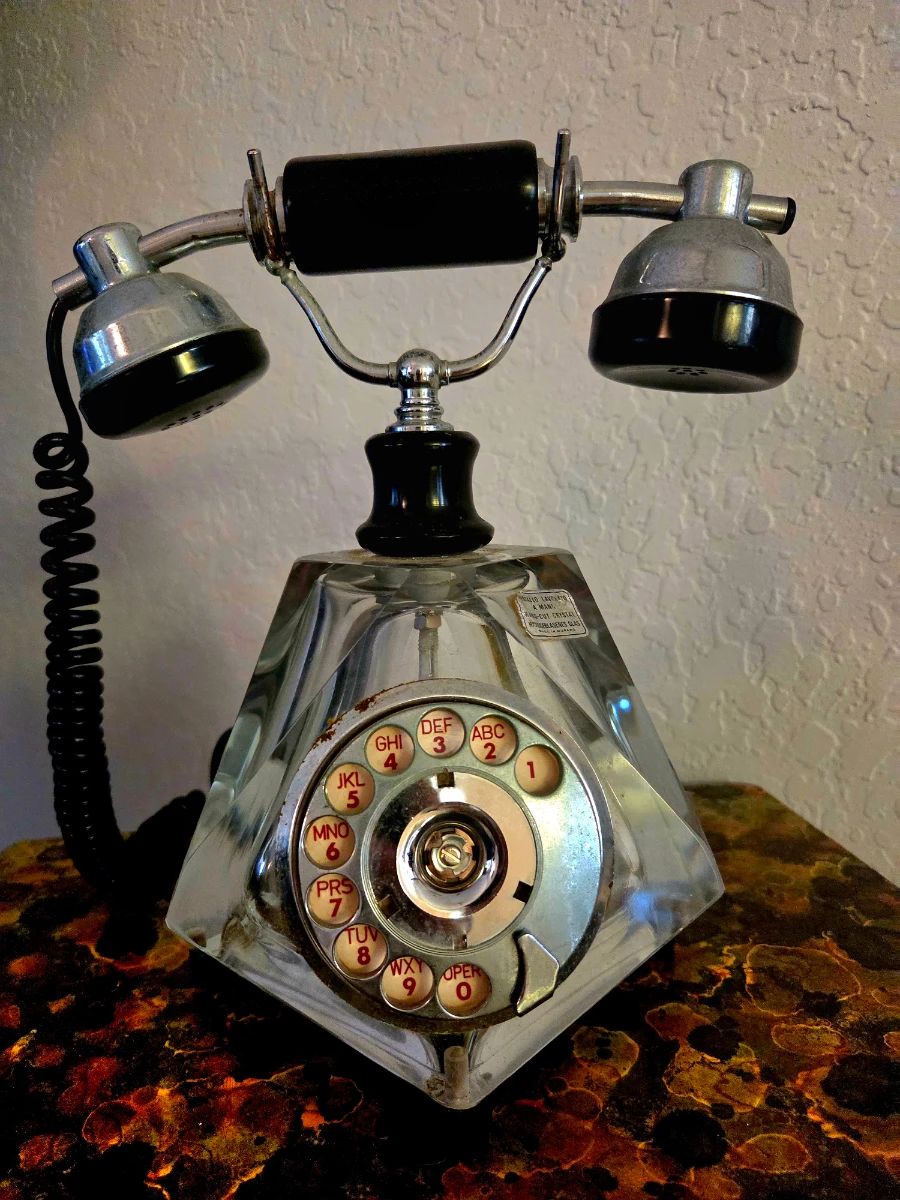 Gibson Estate Sales HUGE clothing, jewelry, vinyl, collectibles, Mid-Century sale!