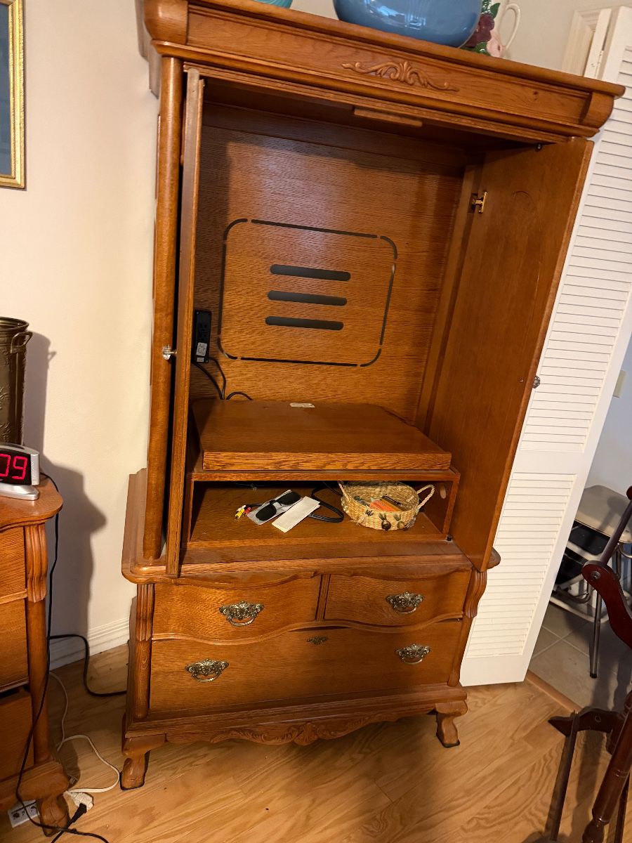 Winter Haven Estate Sale – Antiques, Vintage Furniture, Tools, Tonka Trucks & More!