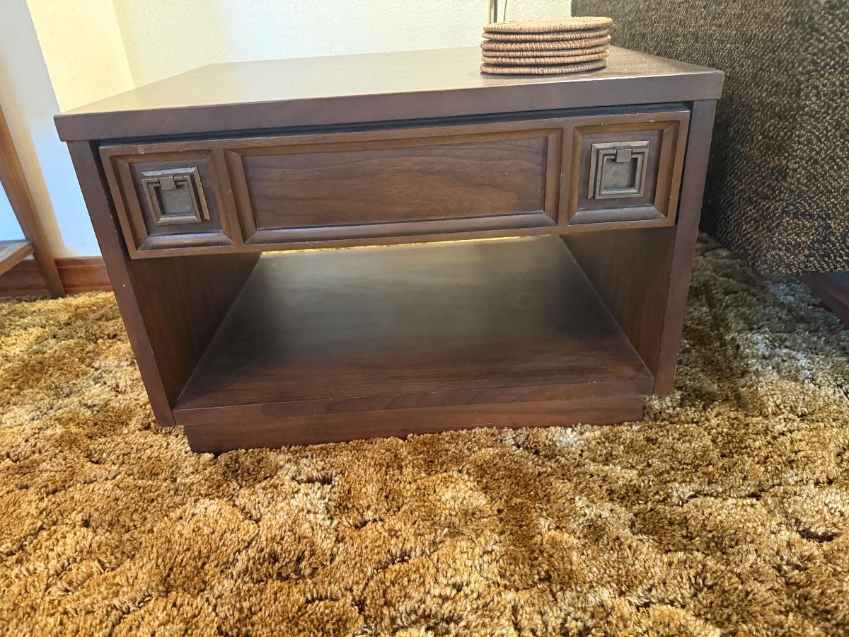Mid Century Modern Estate Sale by Leigh Shell
