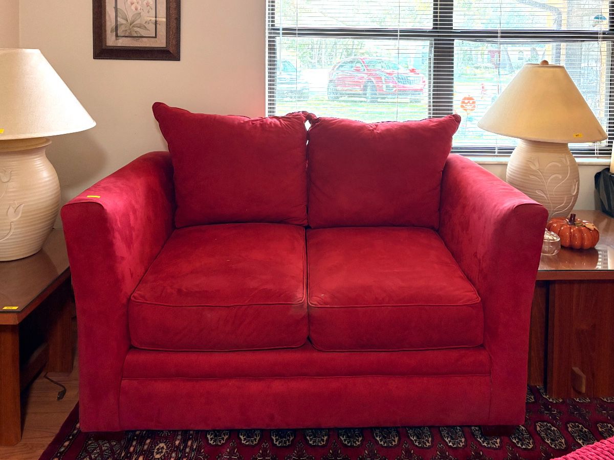 From Cozy Corners to Garden Treasures—An Estate Sale Worth Exploring in Citrus Springs!