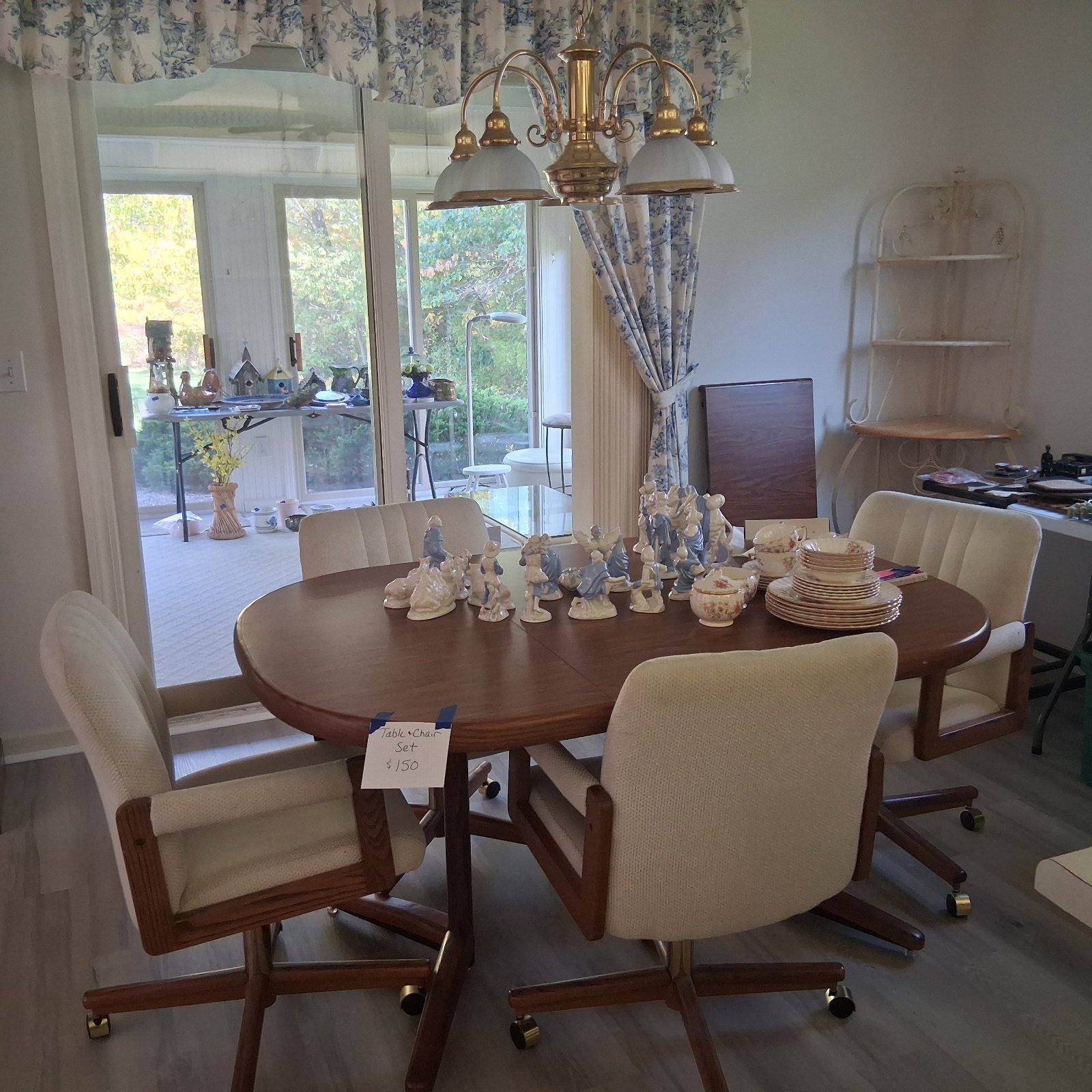 Estate Sale in Chapel Creek Villas Thursday & Friday Oct. 15-16 9-4