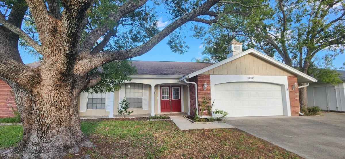 Beacon Woods Estate Sale Hudson FL