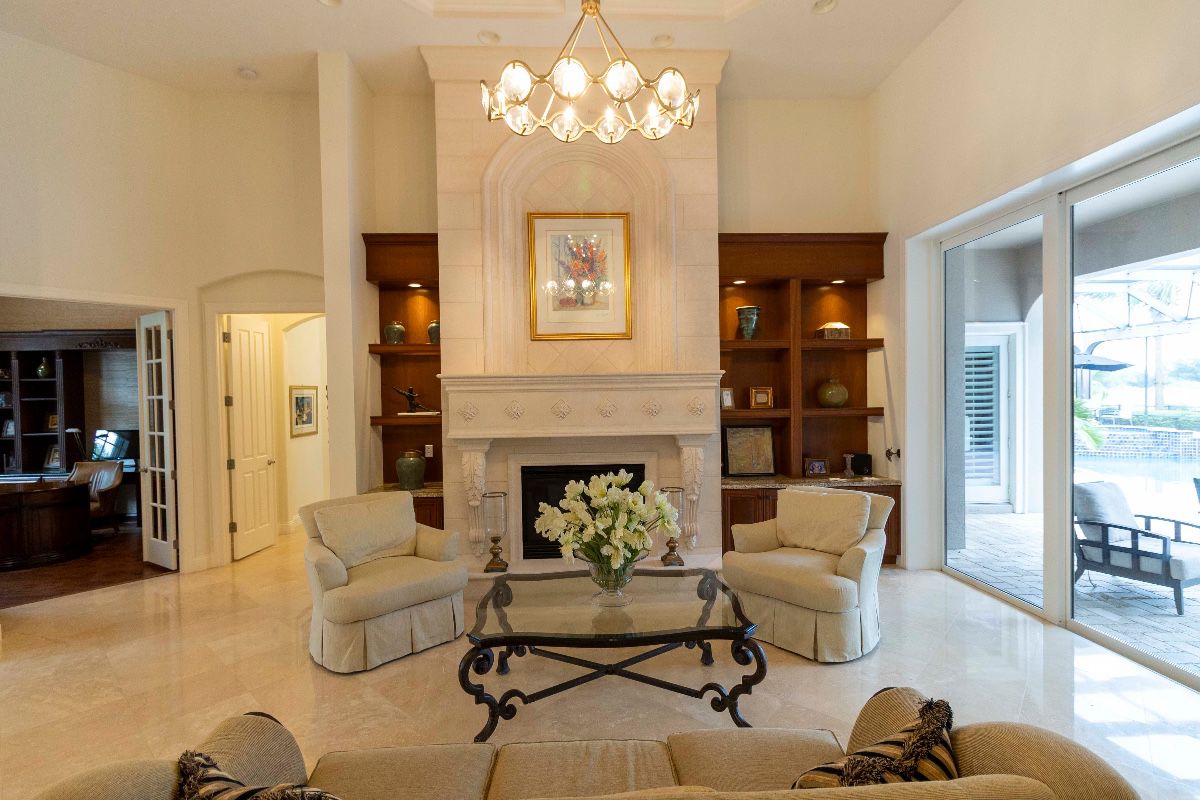 GRAND ESTATE SALE AT THE FOUNDERS CLUB