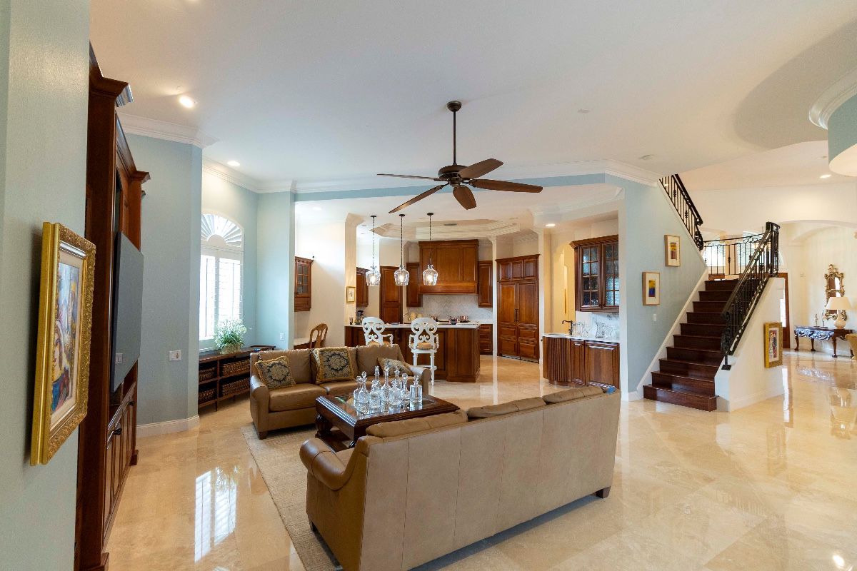GRAND ESTATE SALE AT THE FOUNDERS CLUB