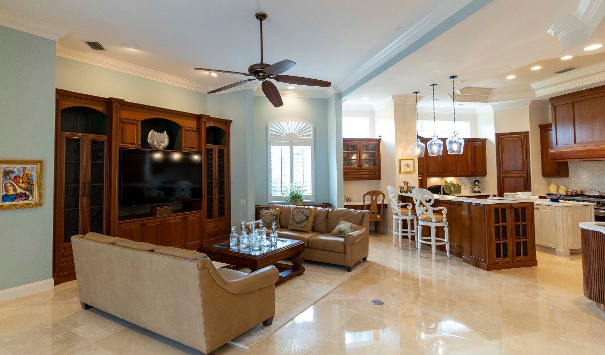 GRAND ESTATE SALE AT THE FOUNDERS CLUB