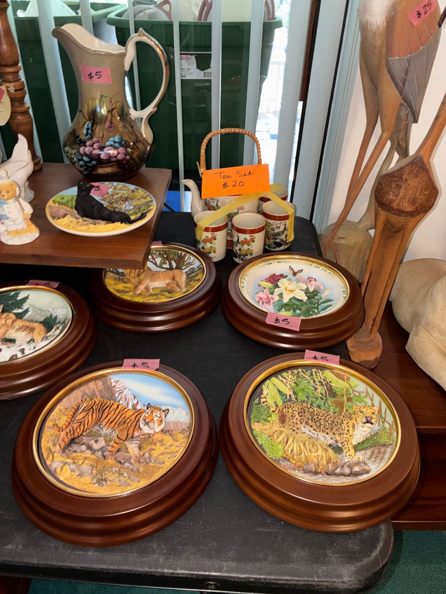 HUGE Sale in Sugarmill Woods with New 2 You at estate sale in Homosassa, FL