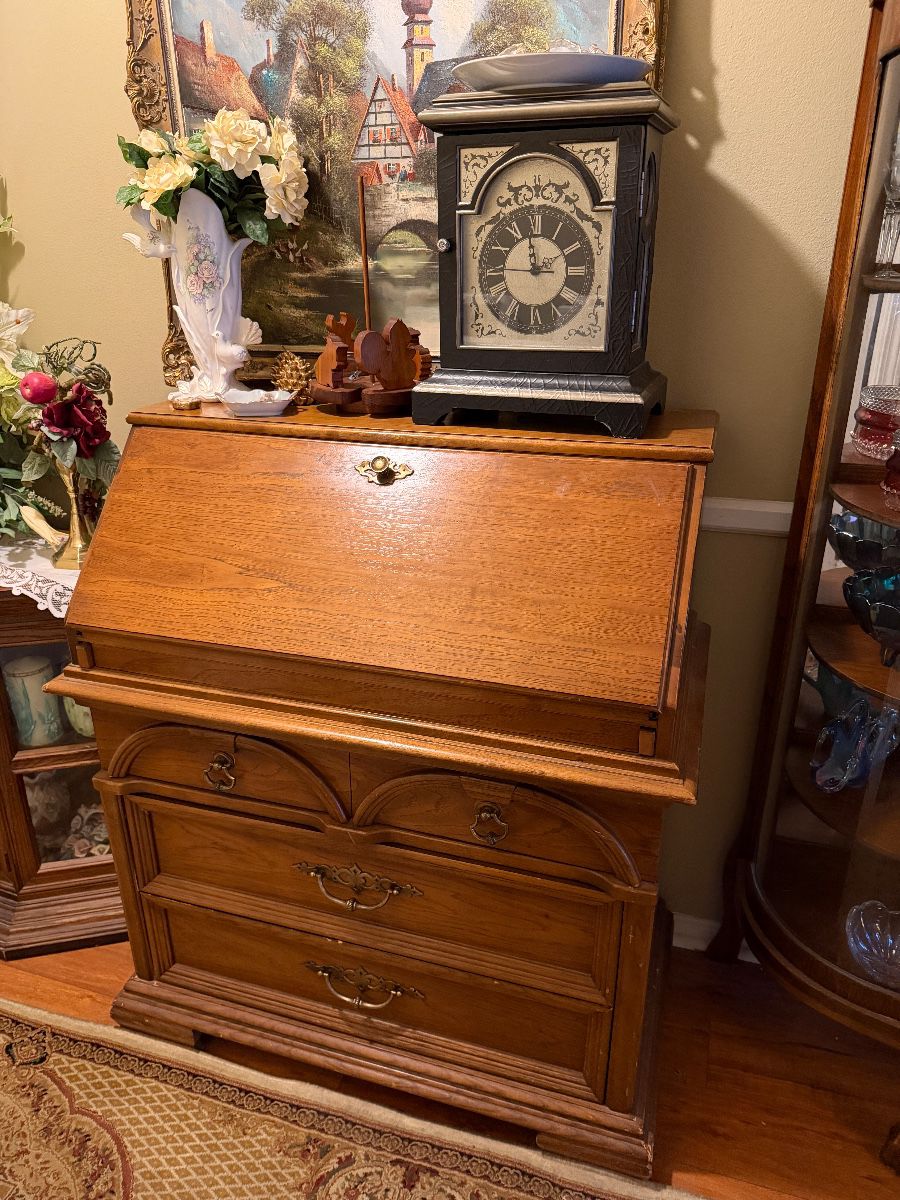 TIMBERS TREASURE TROVE Estate Sale