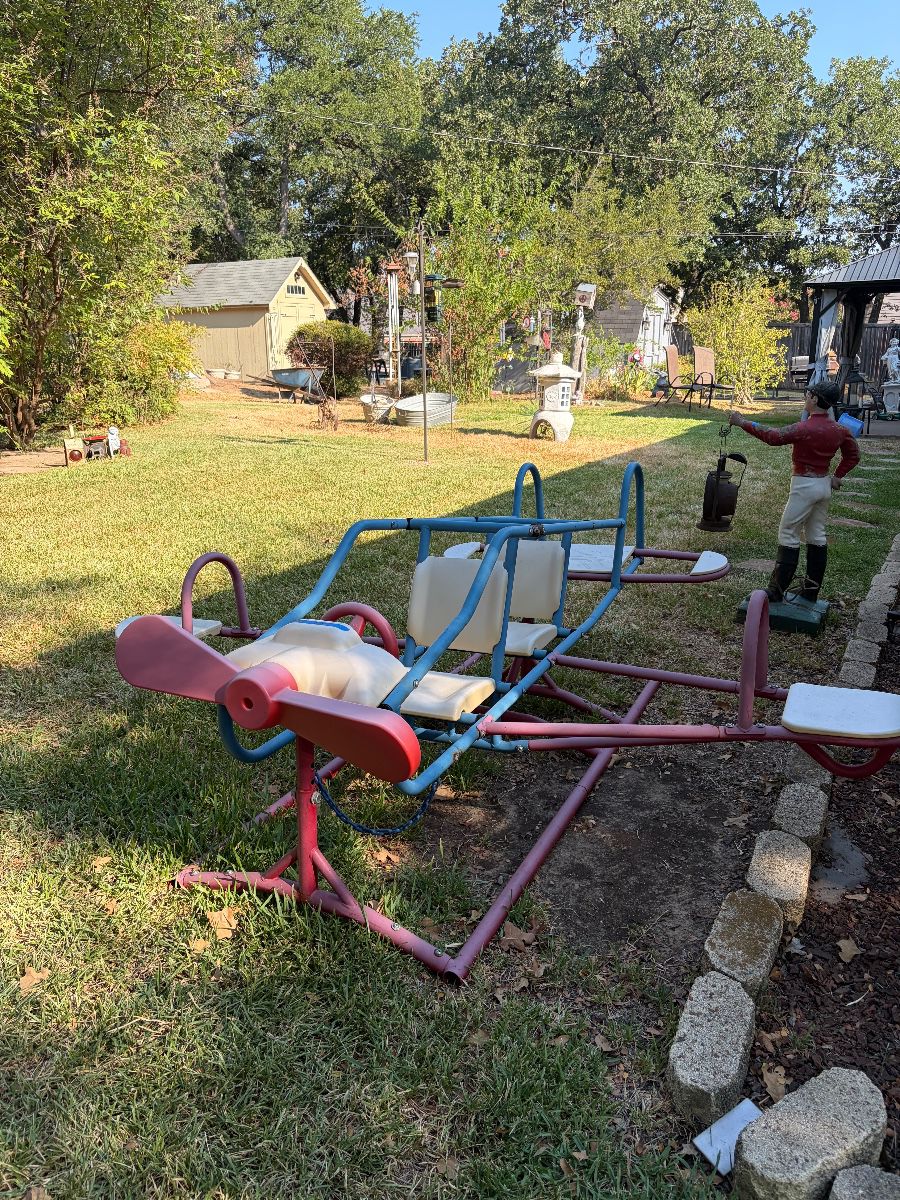 25% + NRH Hidden Nostalgic Vtg. Yard Art, Weathered Cement Statues & Charming Trellises & Trailer