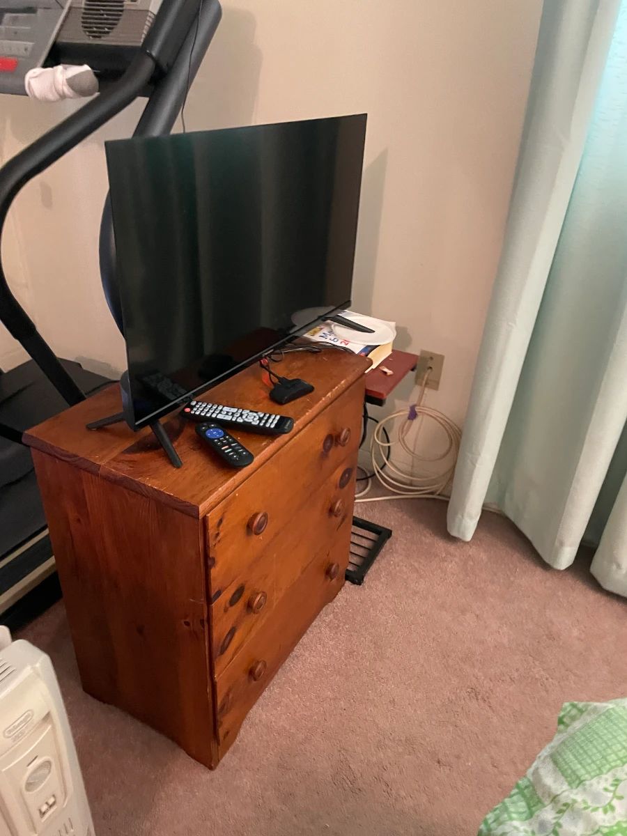 Estate sale ( Williston) By Helping Hands