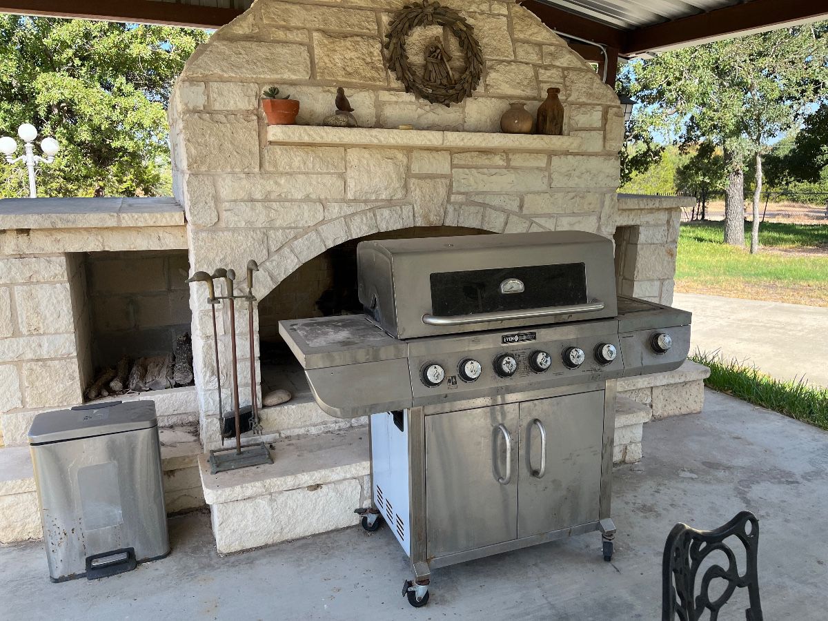Gossett Estate Sale - Gatesville