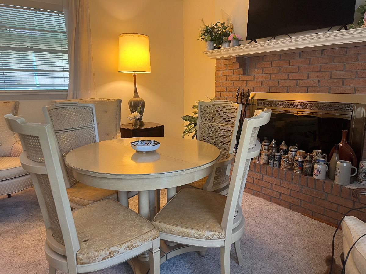Another Great Sale From Estate Solutions - Lake City