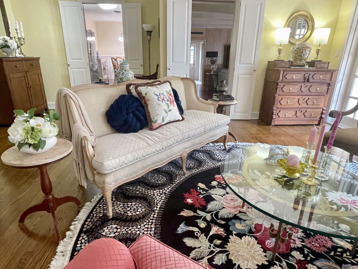 At Your Service Estate Sales in Beacon Hill Historic District