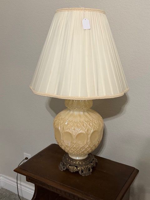 ~Incredible Weatherford Estate Sale! Bernina Sewing, Cargo Trailer, Tiffany Style Lamps & More!!