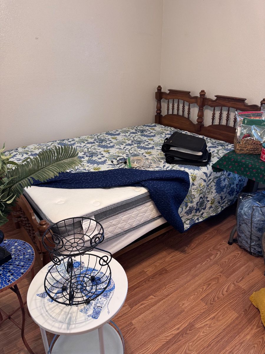 By Urban Potluck: Nice Estate Sale in Mansfield