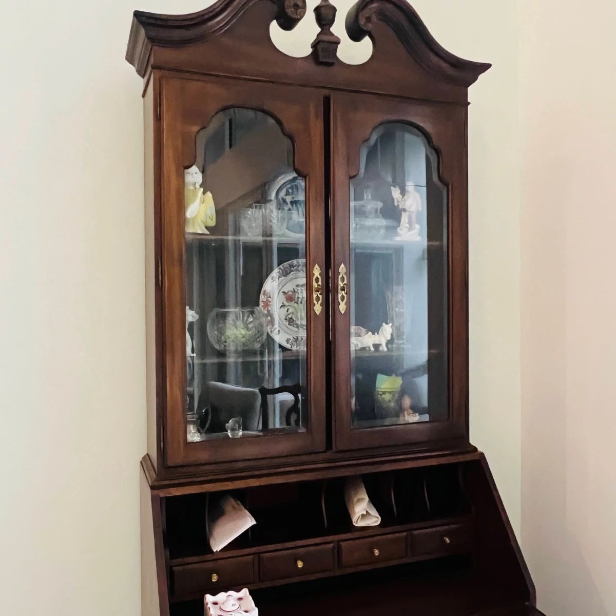 ELEGANT PINECREST ESTATE SALE