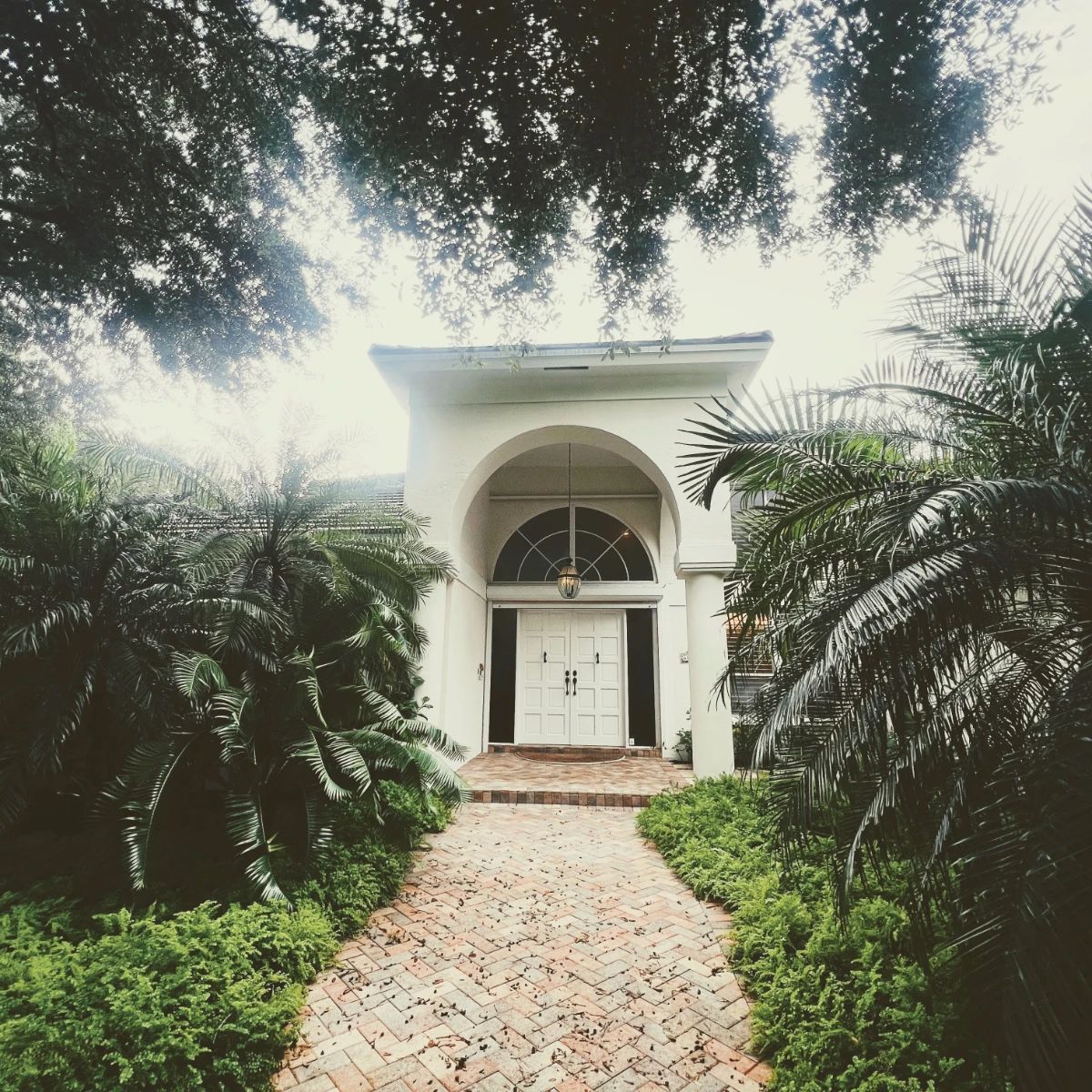 ELEGANT PINECREST ESTATE SALE
