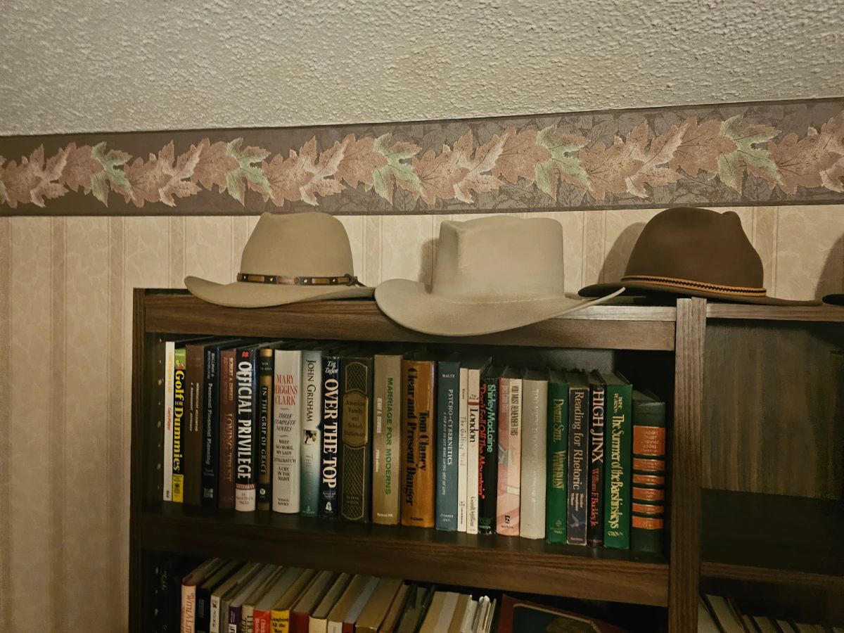 VINTAGE & RETRO FURNITURE & APPLIANCE ELEGANCE ESTATE SALE BY ALAMO AZTEK ESTATE SALES DFW