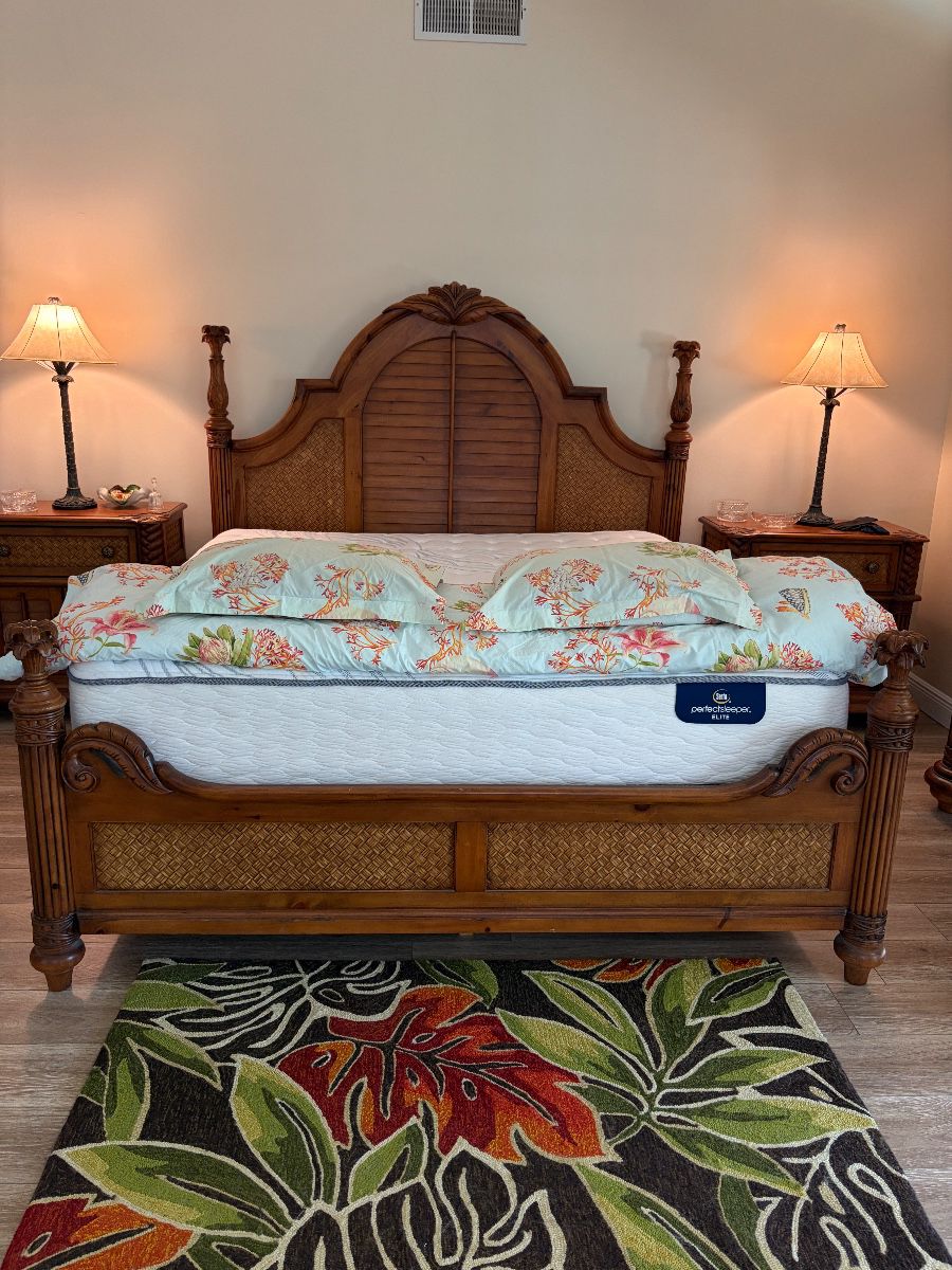 Hathaway Estate Sales - Longwood
