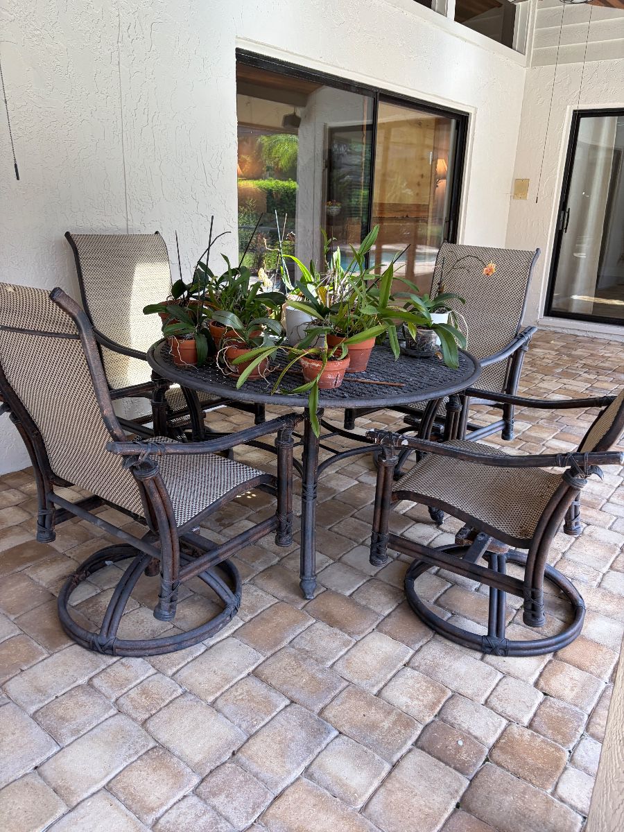Hathaway Estate Sales - Longwood