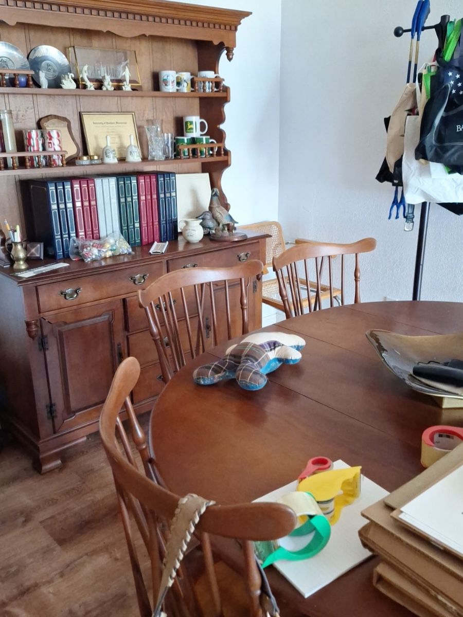 Rockledge Drive lots of Tools , Fabulous, Haywood Wakefield dining room set