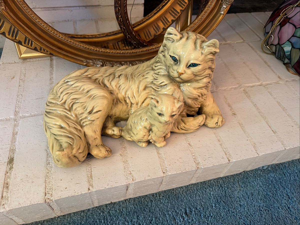 Annies Estate Sales~ Wedgewood Fort Worth