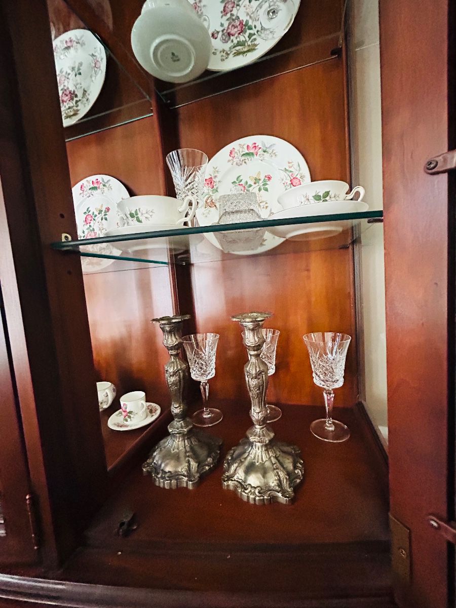Donna Davis LLC- Great Suwanee Sale Furniture Household and More