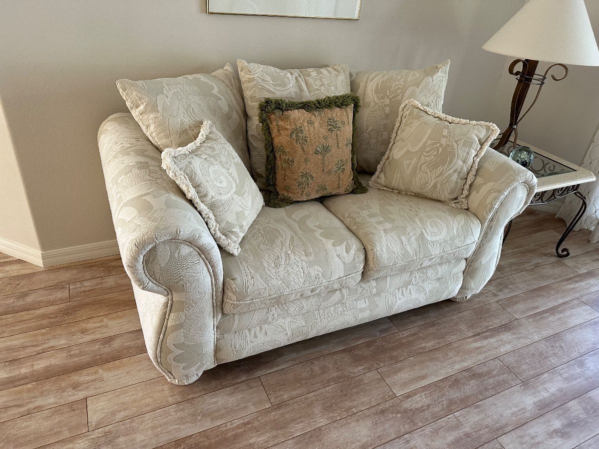 High End furnishings & Accessories