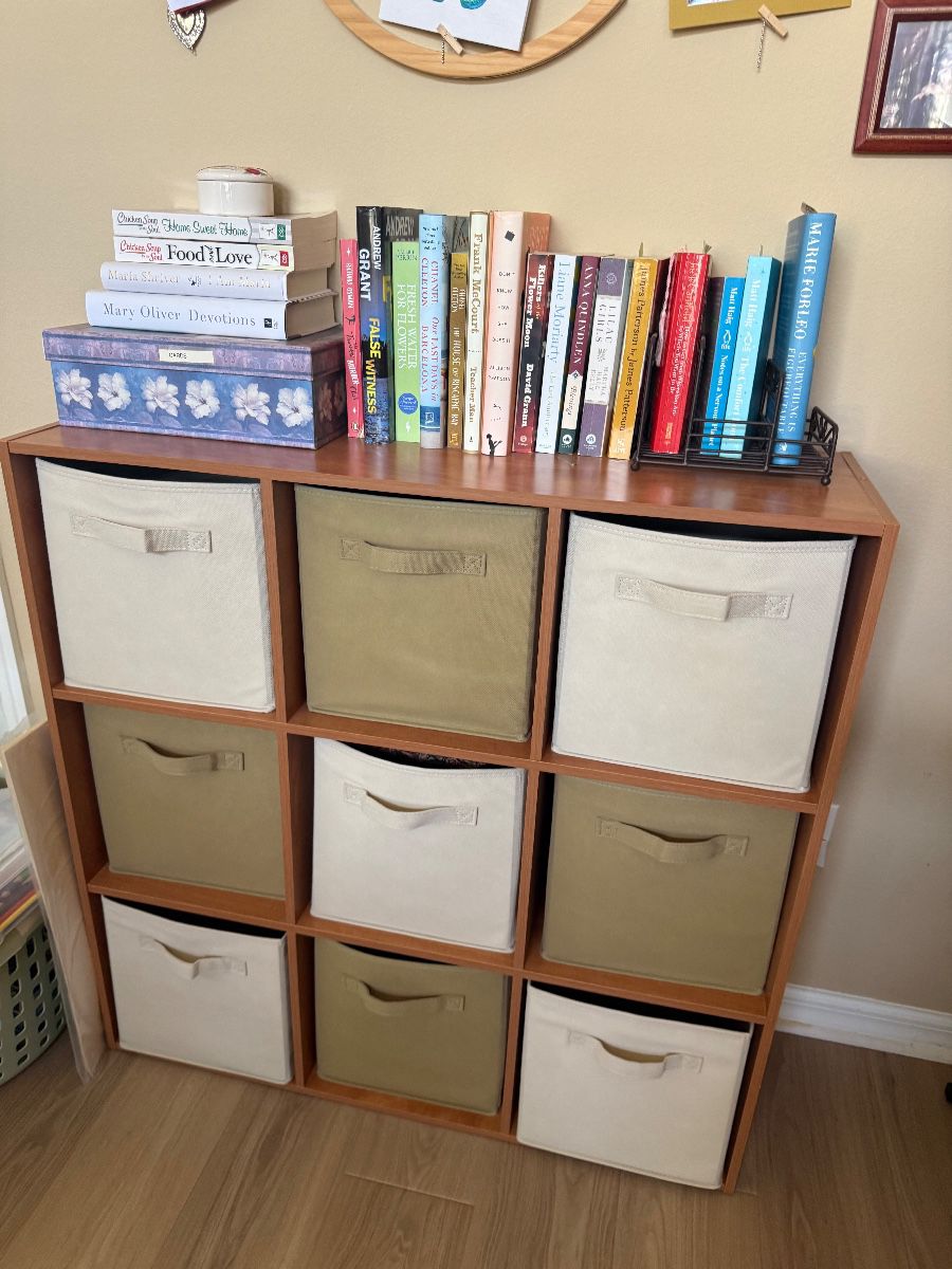 Estate sale in Heritage islse… everything must go! SUPER Clean Items