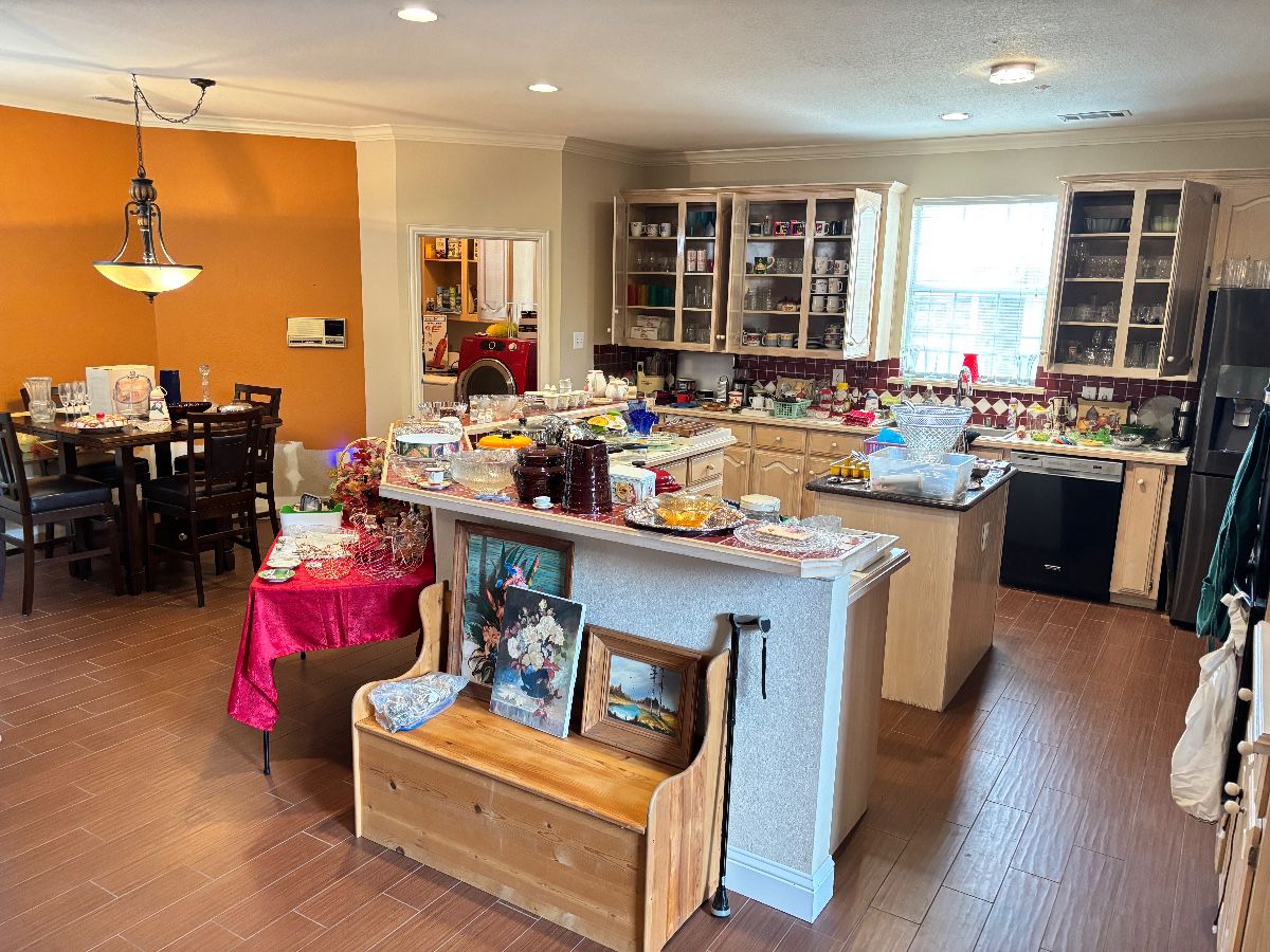 Estate Sale In Rowlett