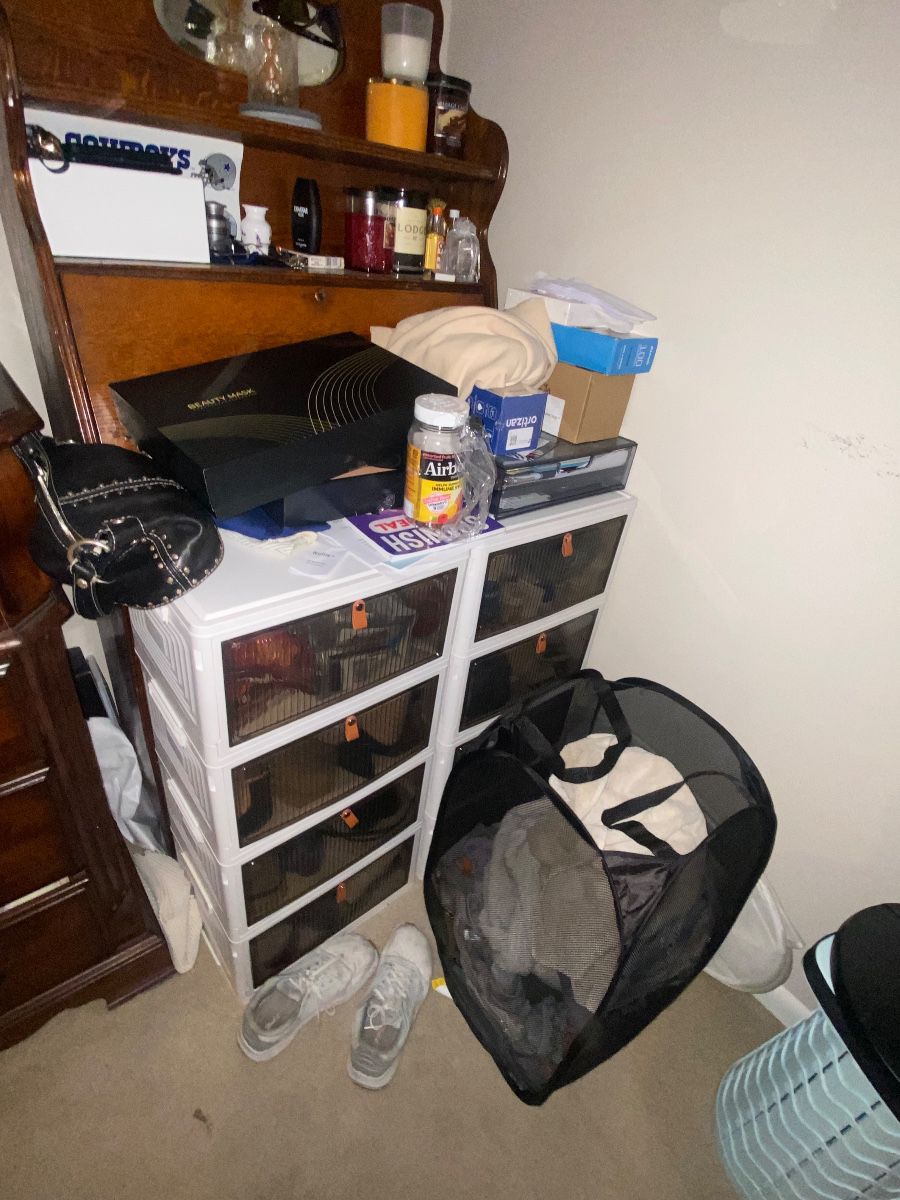 Town n’ Country Estate Sale