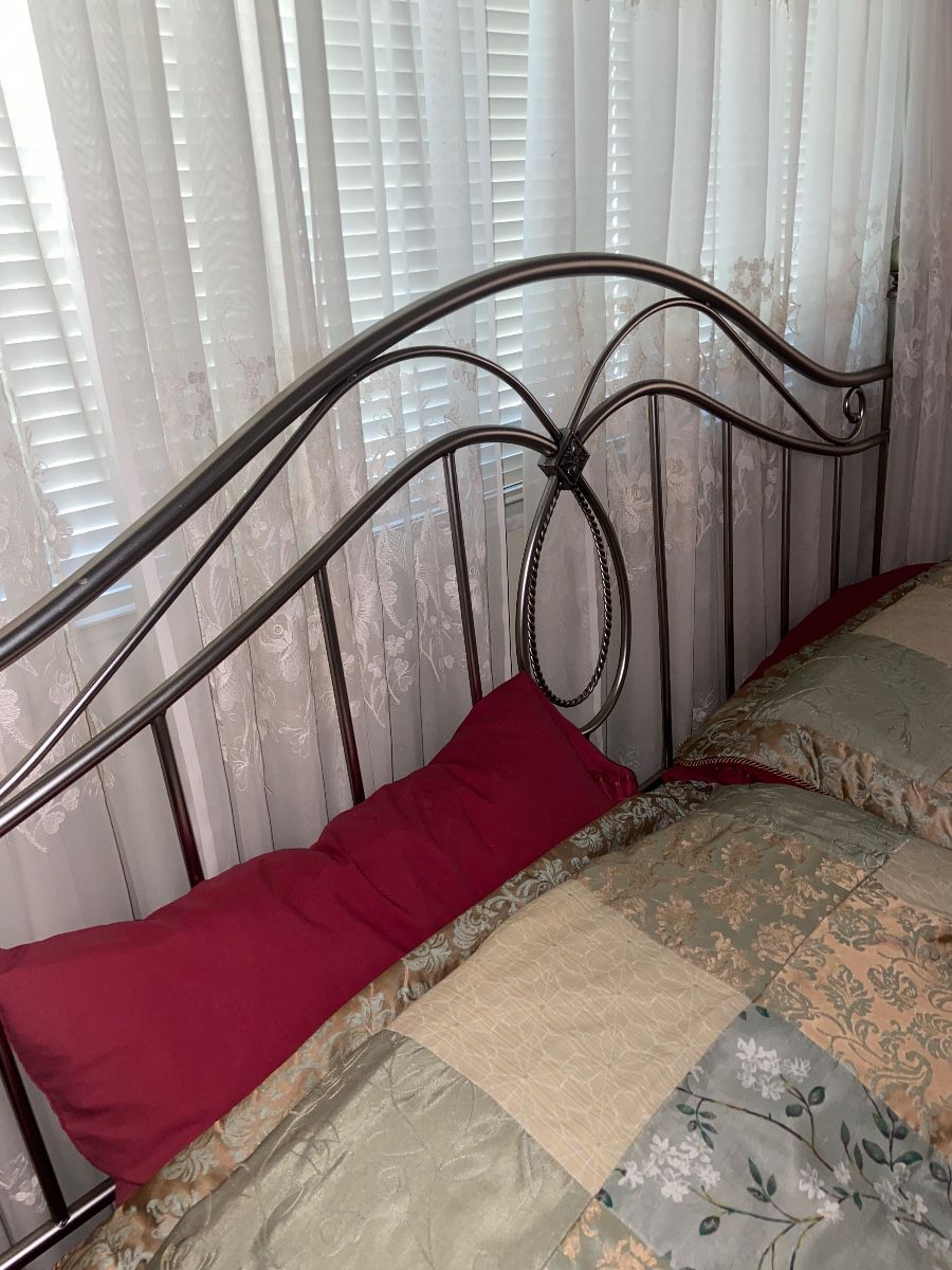 Town n’ Country Estate Sale