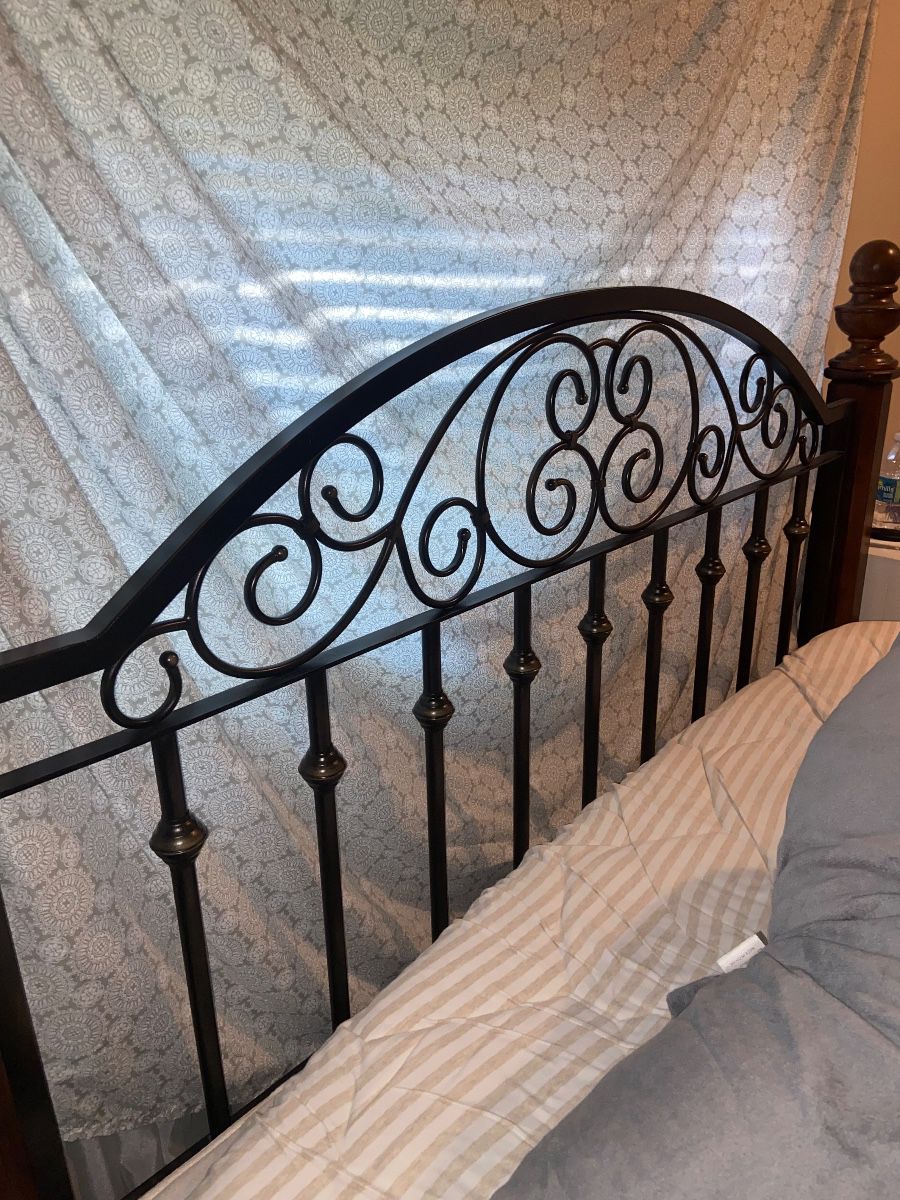 Town n’ Country Estate Sale