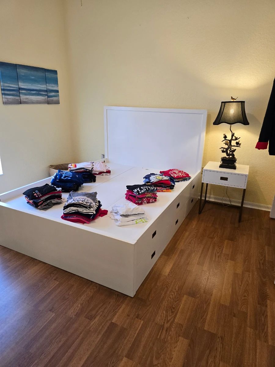 Renee's Estate Sales
