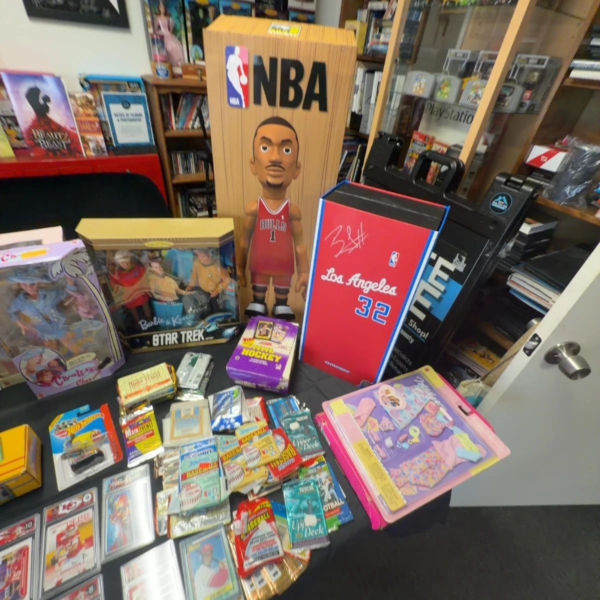 Costa Mesa Estate Sale by SoCal Home Clear Outs