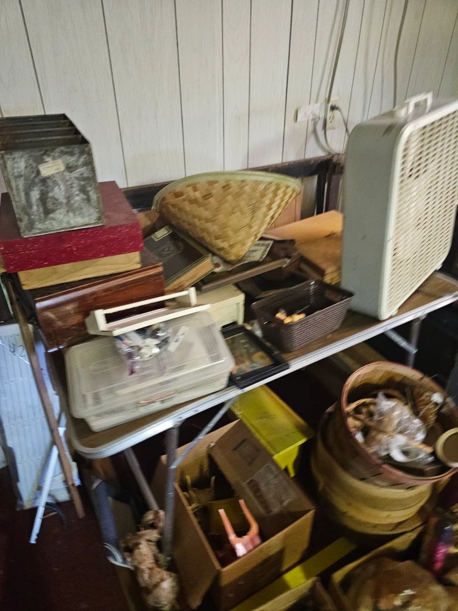 THRILL OF THE HUNT ANTIQUE   FURNITURE & COLLECTIBLES ESTATE SALE BY ALAMO AZTEK ESTATE SALES DFW