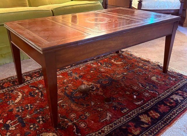 ~Incredible Arlington Collectors Estate! Vintage Fashion, Furs, Toys, Glass, MCM, Rugs, Clocks, Art